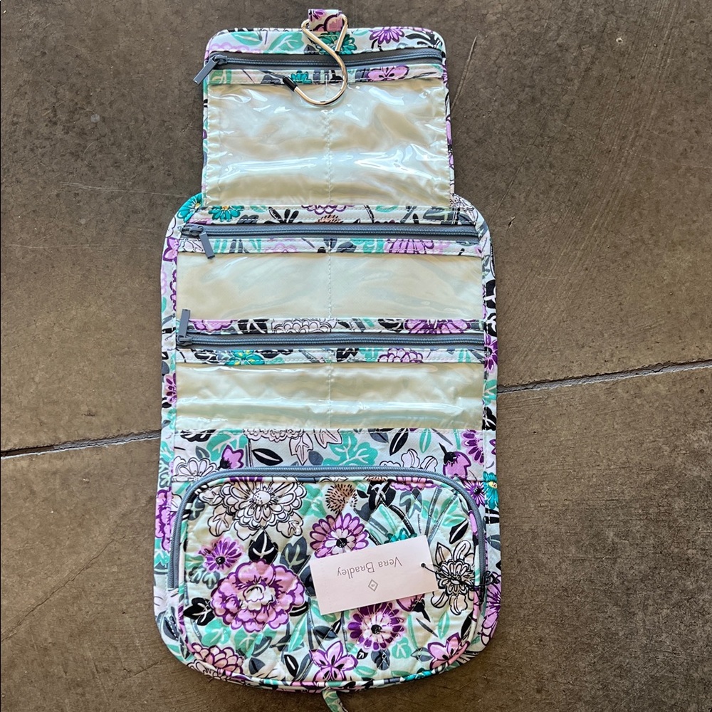 Vera Bradley NWT Penelope‘s garden pattern  Hanging Organizer